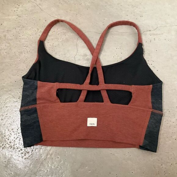 Vuori Aspire Elevation Sports Bra - Picture 5 of 8